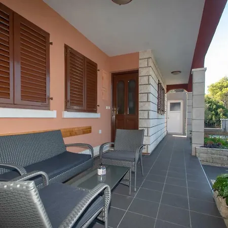 Vila Marko Separovic Blato (Korcula)